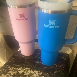 Stanley Blue Insulated Mug
Pink SOLD